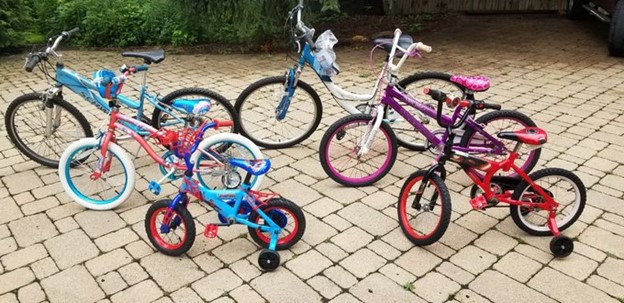 siz bicycles. 2 of each size